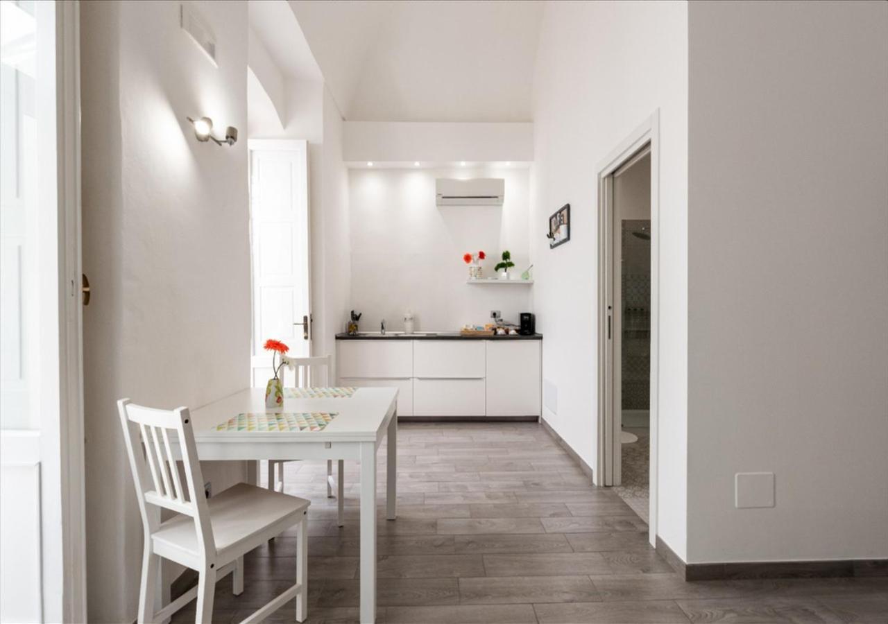 B&B 20 Archi 모노폴리 외부 사진